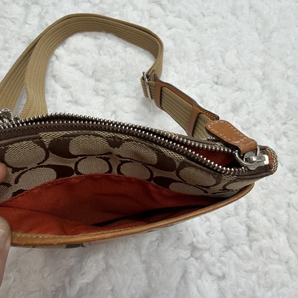 Vintage Y2K COACH Cross Body Shoulder Bag Satchel Beige Khaki Tan BIG C VTG 00's - Picture 5 of 12